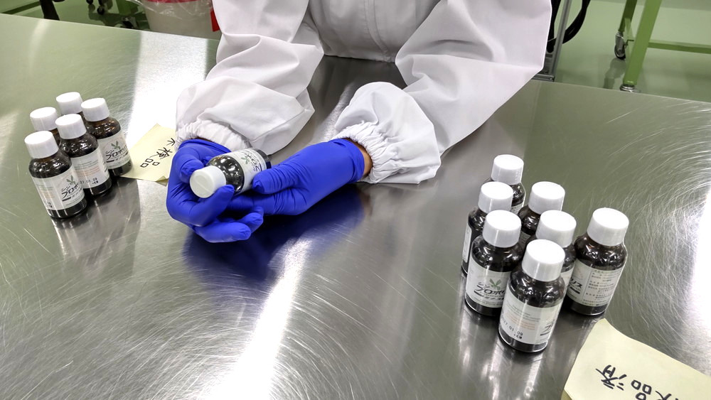 シュリンク仕上がり検品の画像